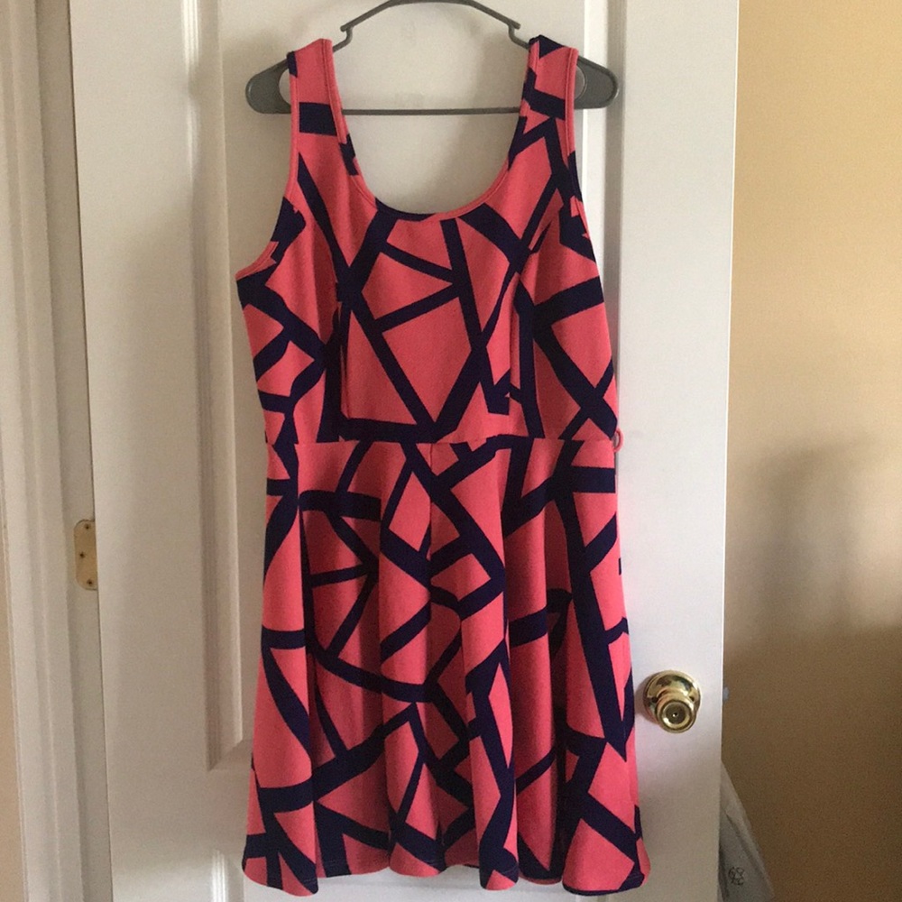 Perfect Summer Abstract Dress!